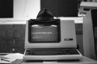 computer-with-hat
